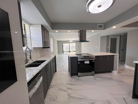 4th image of 4940 E Sabal Palm Blvd APT 101