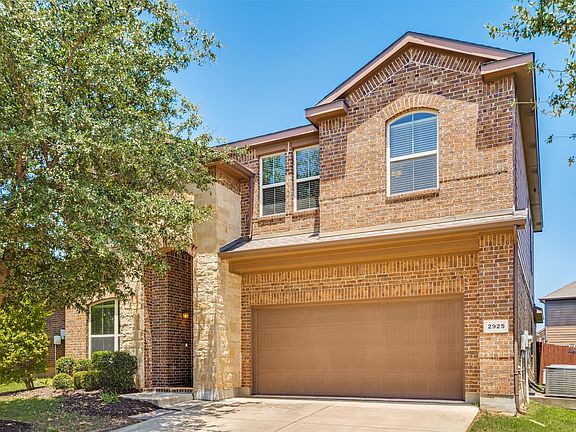 2nd image of 2925 Cedar Ridge Ln