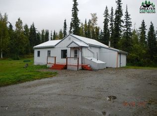 678 Hempel St, Fairbanks, AK 99712