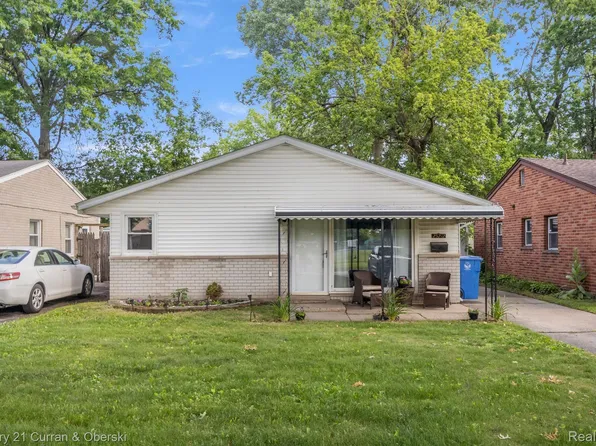 25212 Annapolis St, Dearborn Heights, MI 48125