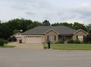 193 Shadowood Trl, Hopkinsville, KY 42240