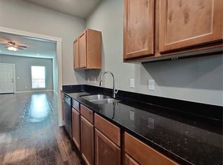 311 Copper Oaks Dr, Centerton, AR 72719