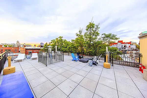 Rented by Avenues Real Estate | media 37