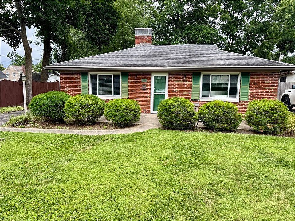 1st image of 2808 Hazelwood Ave