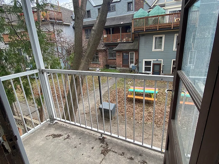 318 Cooper St #6 — Photo 5