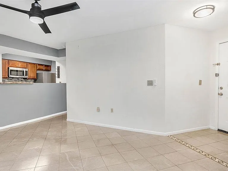 3032 Parkway Blvd #201 — Photo 5