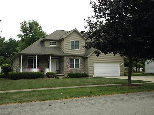 1st image of 900 Greenfield Dr