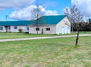 1897 E Edgar Rd, Edmore, MI 48829