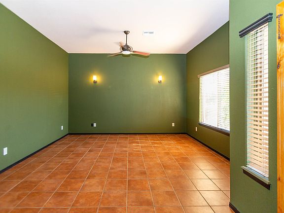 5th image of 10438 E 38th Ln