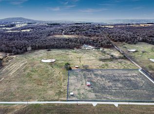 1 10445th Lake Sequoyah Rd #1, Fayetteville, AR 72701