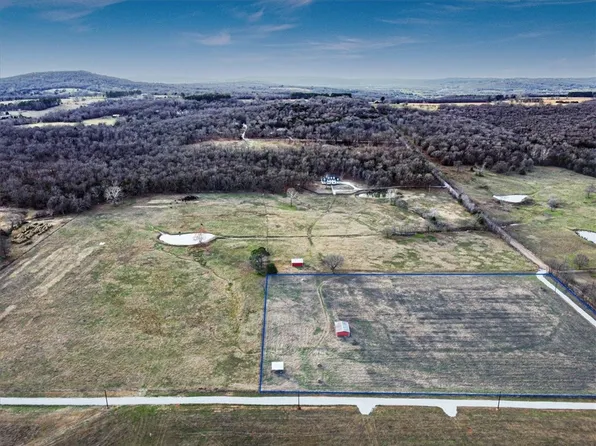 1 10445th Lake Sequoyah Rd #1, Fayetteville, AR 72701