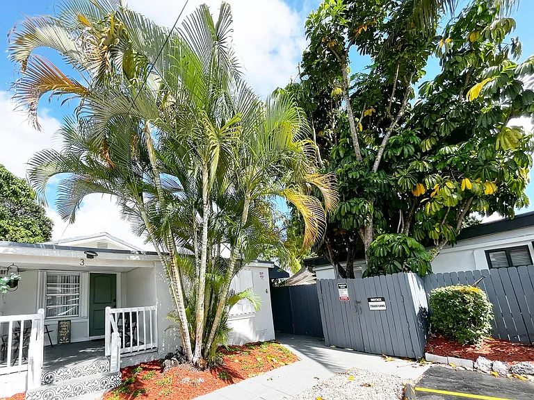 3147 SW 17th St #2 — Photo 34