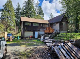 715 Gasquet Flat Rd, Gasquet, CA 95543
