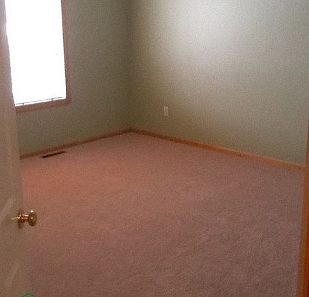 4th image of 3515 Abercrombie Ln