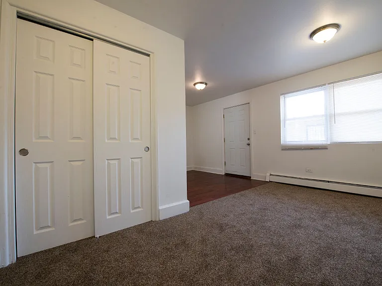 6618 S Wabash Ave — Photo 19