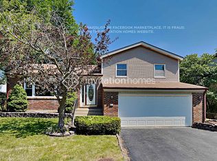 2260 Ridge Ave, Aurora, IL 60504