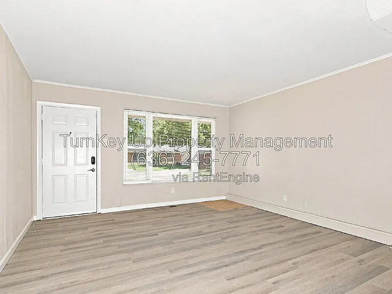 840 Lebon Dr — Photo 5