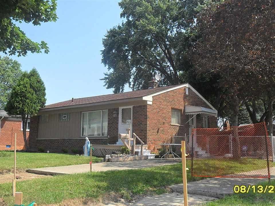 1st image of 21706 Logue Ave