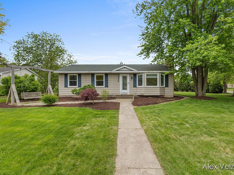 1st image of 2526 Pohens Ave NW