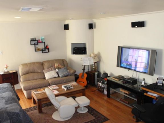 4th image of 3458 Fair Oaks Ave