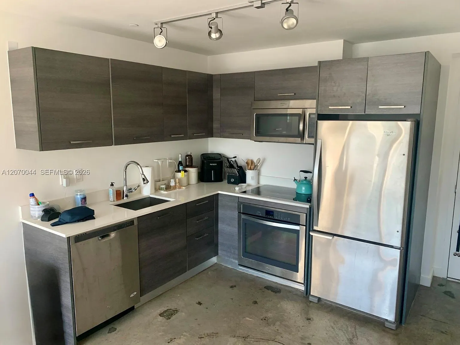 Centro Condo — Photo 4