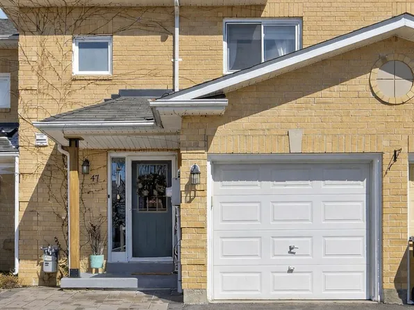 47 Lyfytt Cres, Barrie, ON L4N 7X5