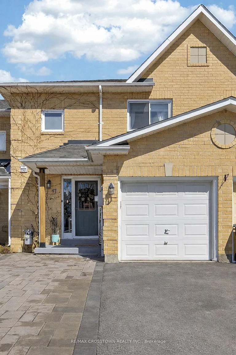 47 Lyfytt Cres photo 1
