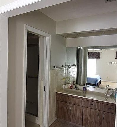 5th image of 9 Bermuda Cir