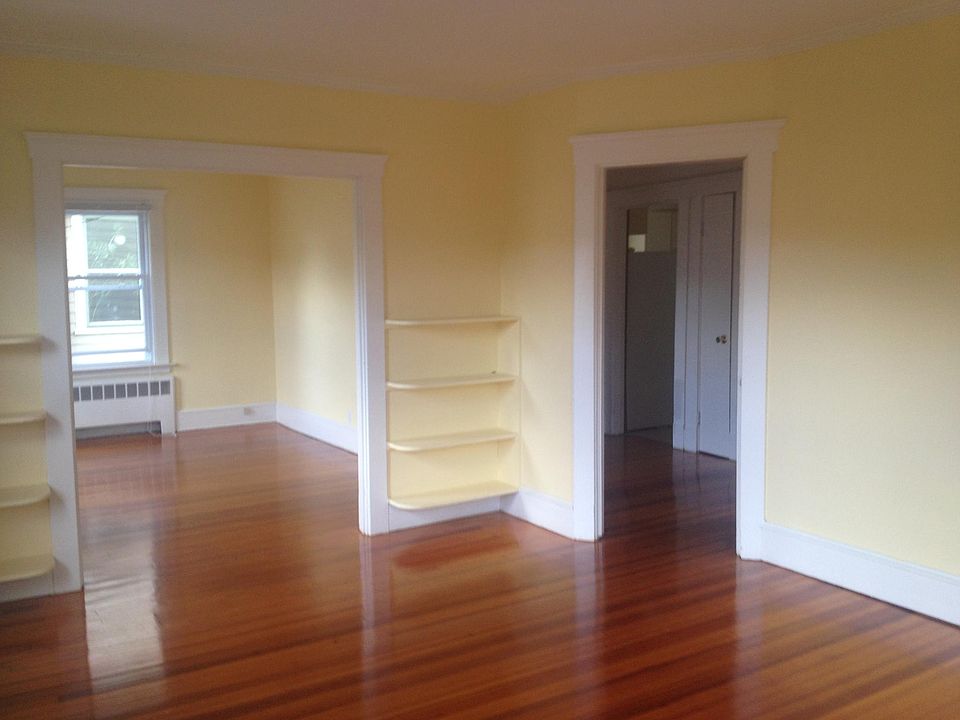 1st image of 169 Alden Ave Floor 2