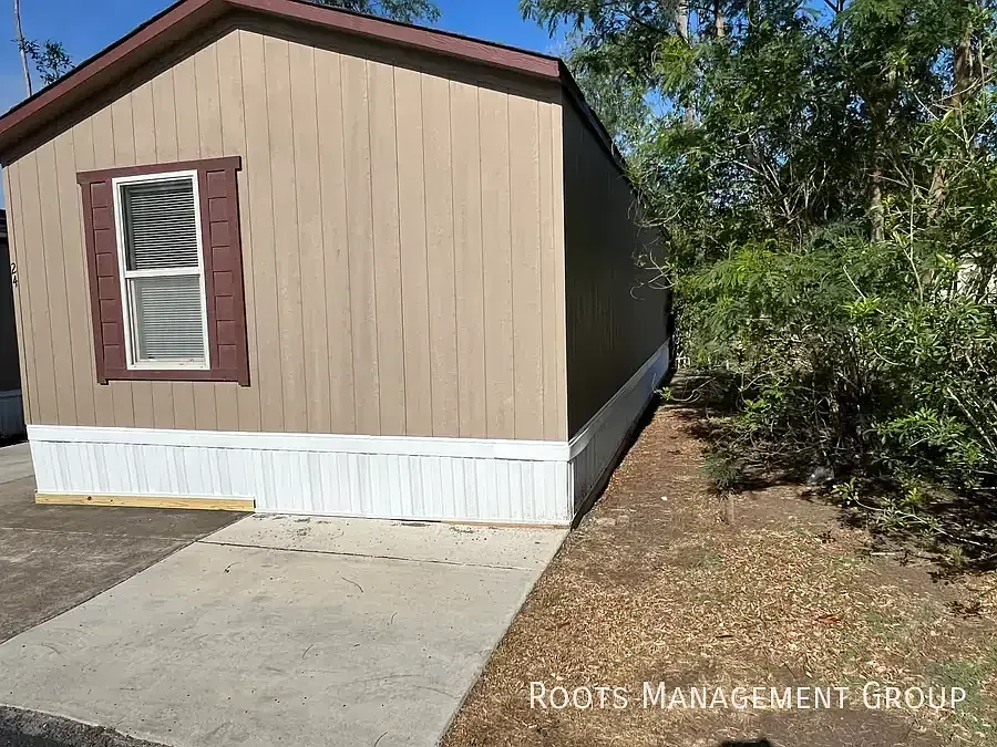 3 Bed 2 Bath Home Available for Lease at Shady Acres MH & RV Resort - Apply Now! — Photo 3