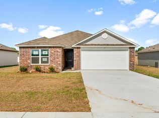17 Hearthstone, Vilonia, AR 72173