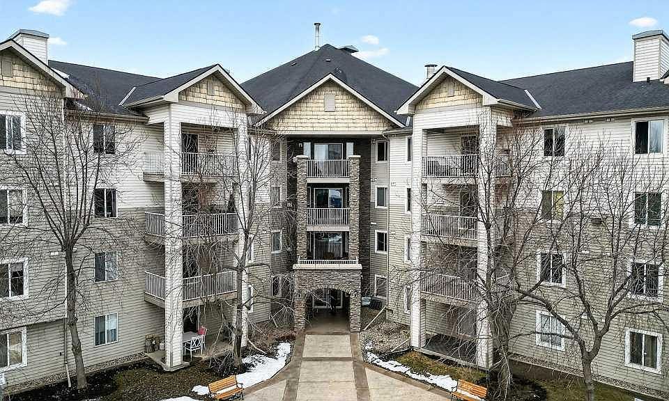 1st image of 3000 SE Somervale Ct SW #417