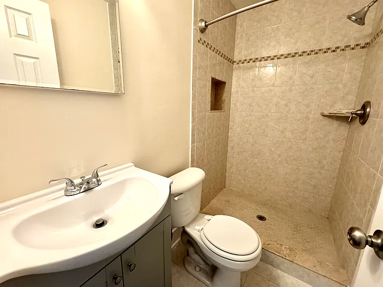 2565 Gary Cir — Photo 13