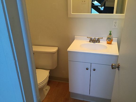 4th image of 846 N 70th St