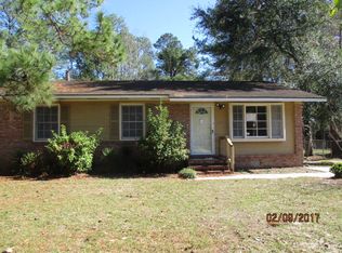 915 Jamestown Dr, Valdosta, GA 31601