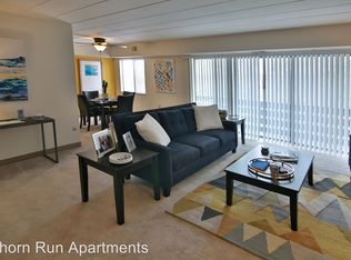 330 Lee Dr APT 71, Moon Township, PA 15108