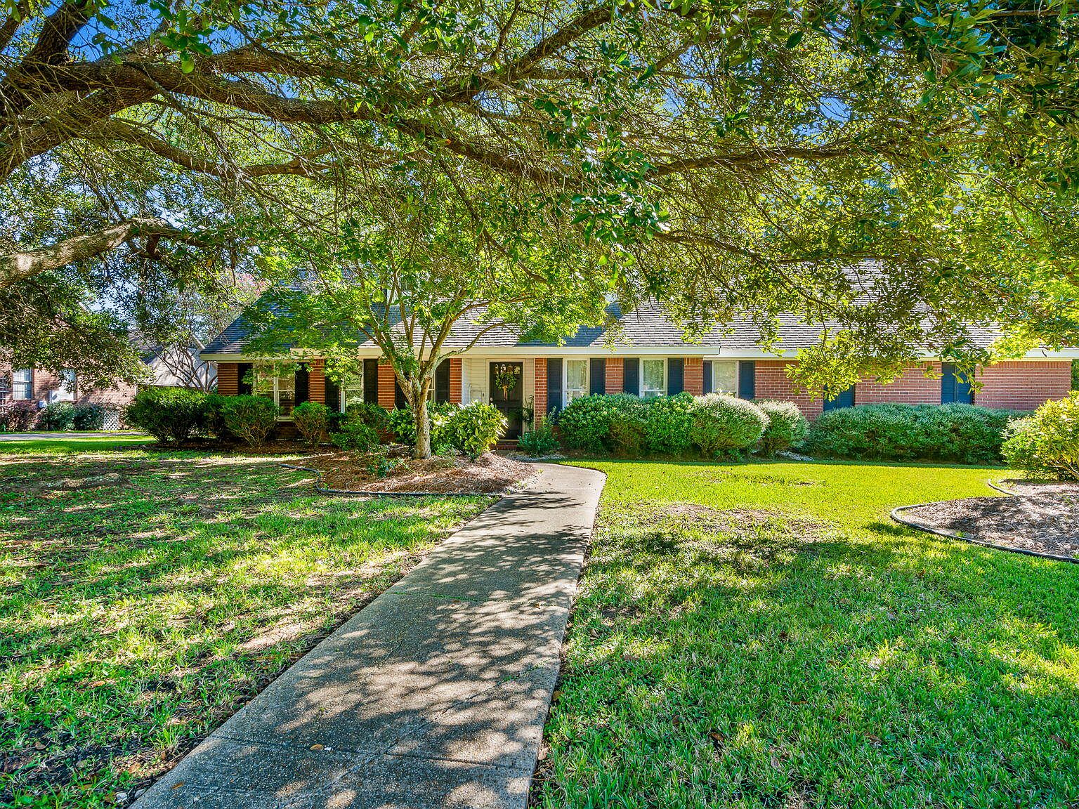 816 S 34th Ave, Hattiesburg, MS 39402 Zillow