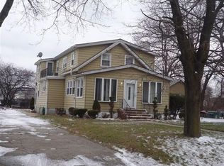 78 Peary St, West Babylon, NY 11704