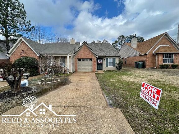 2nd image of 6848 Meadow Chase Ln