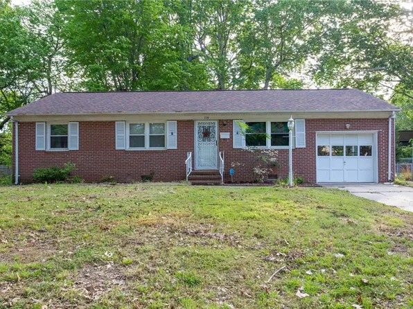 114 Tillerson Dr, Newport News, VA 23602