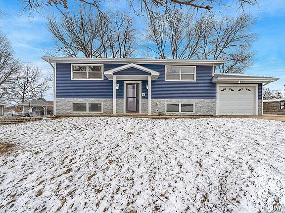 2nd image of 803 Fairview Dr