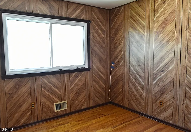 10 Garden Dr #2 — Photo 29