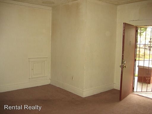 2nd image of 1912 W Daisy Bates Dr APT 1