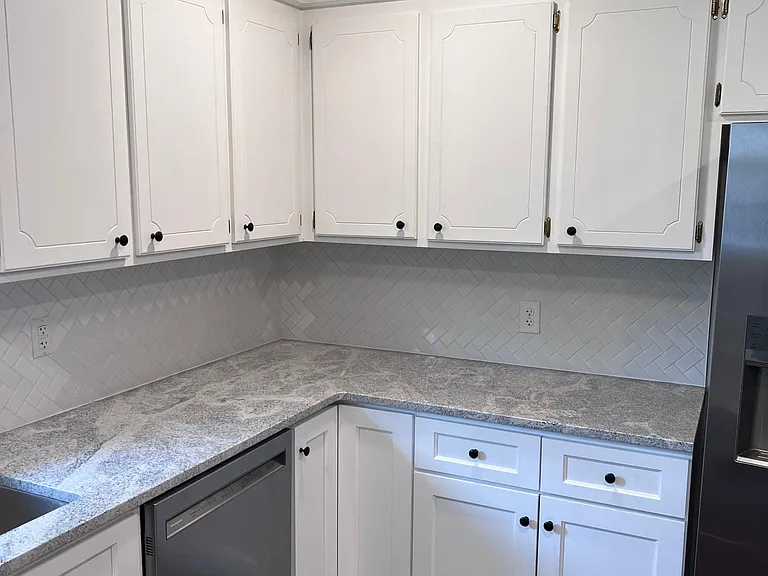 14 S Textile Ave — Photo 8