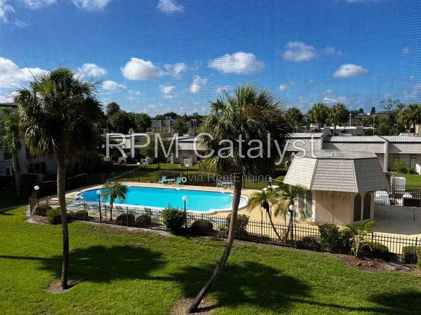 8681 Bardmoor Blvd #303C, Seminole, FL 33777