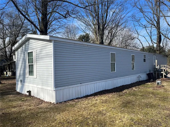 33614 E Freemont St, Townville, PA 16360