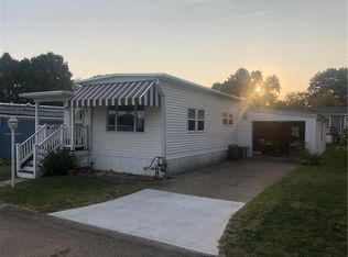 31 Parkvue Dr, Finleyville, PA 15332