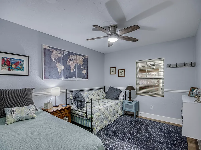 404 S Caloosahatchee Ave — Photo 16