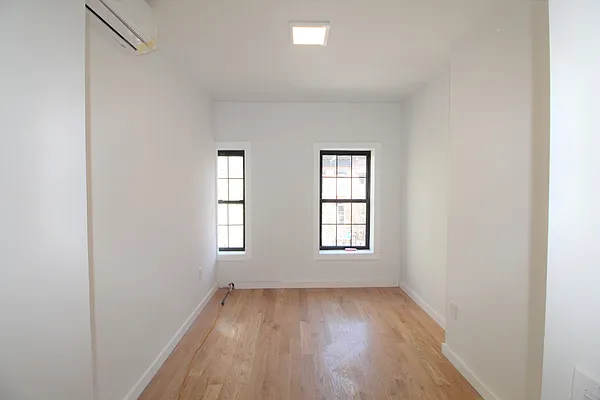 Rented by Compass | media 20