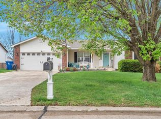 1005 N Brampton Dr, Saint Charles, MO